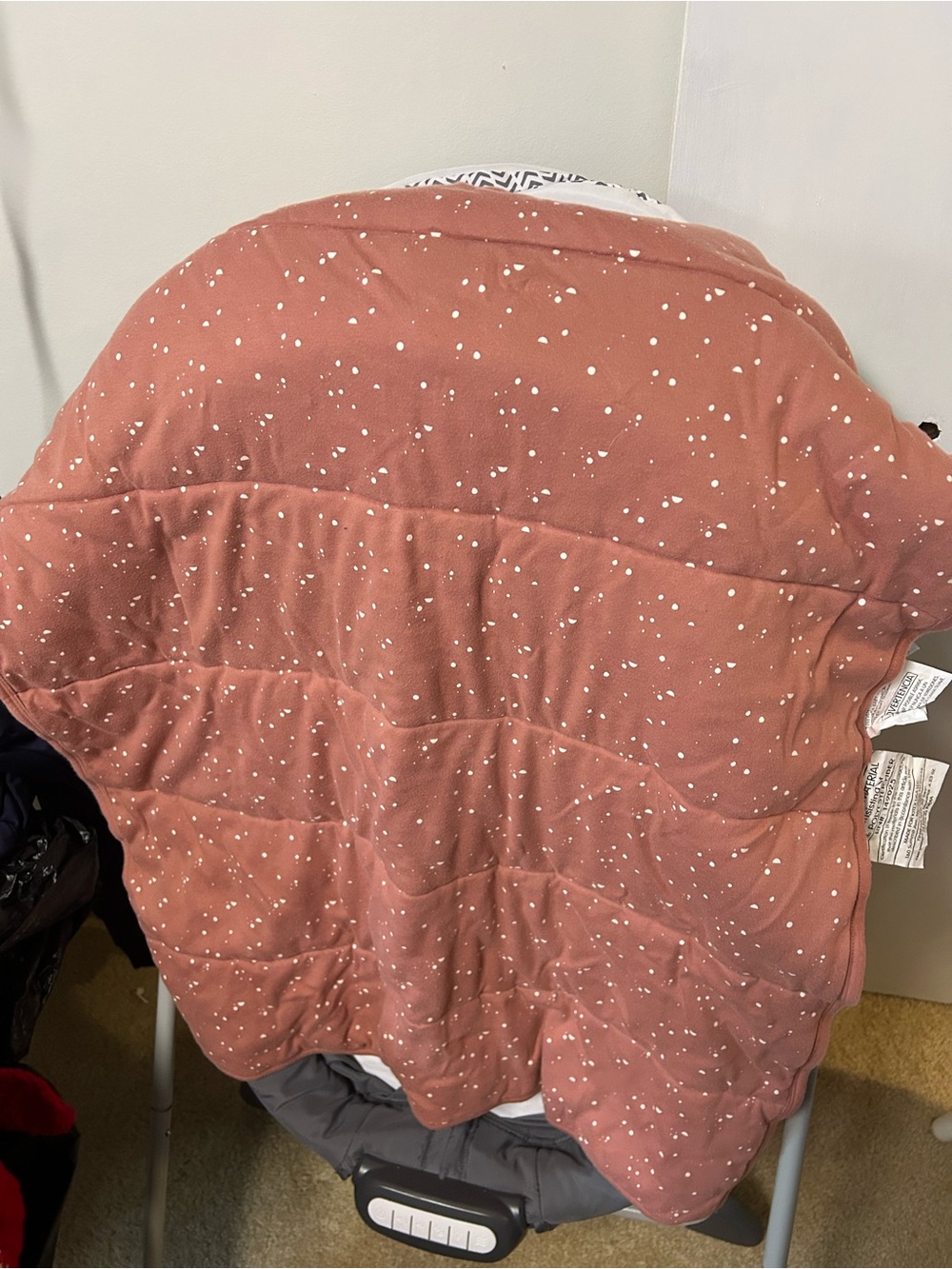 Toddler’s Dusty Rose Speckled Comforter